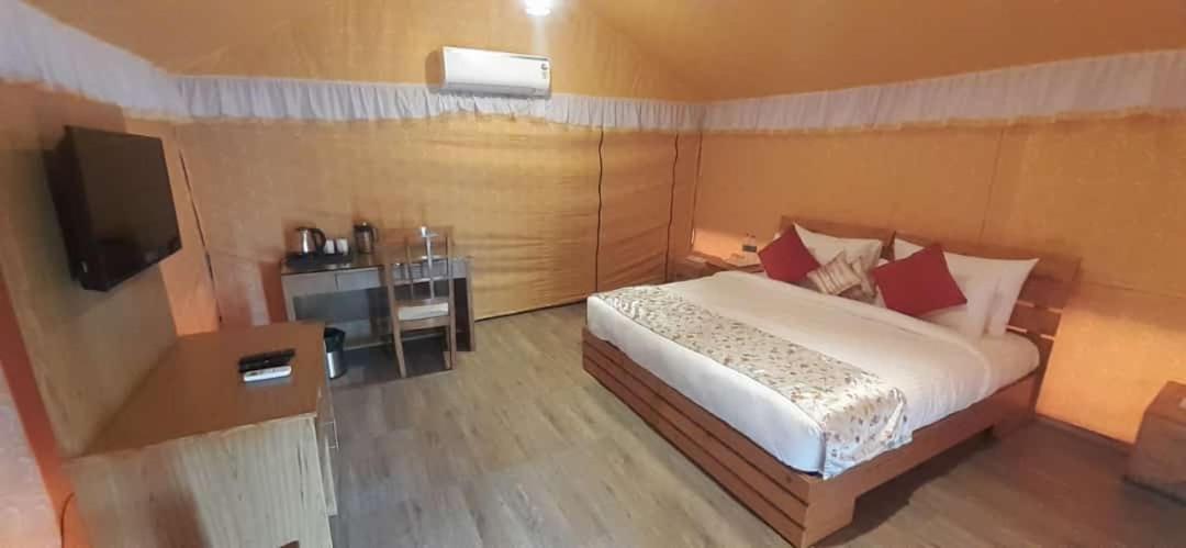 Four Banyans Spirit & Nature Resort Rāipur Zewnętrze zdjęcie