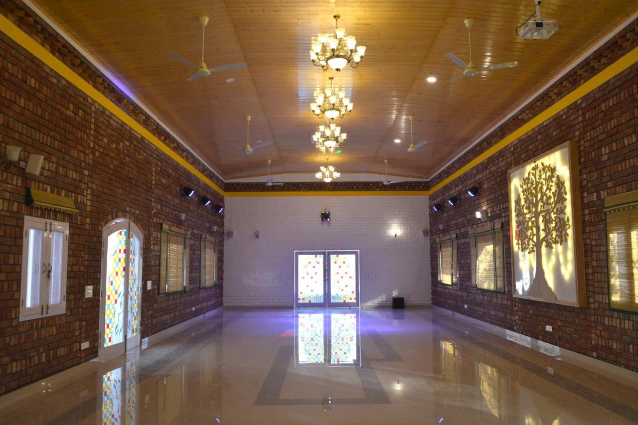 Four Banyans Spirit & Nature Resort Rāipur Zewnętrze zdjęcie